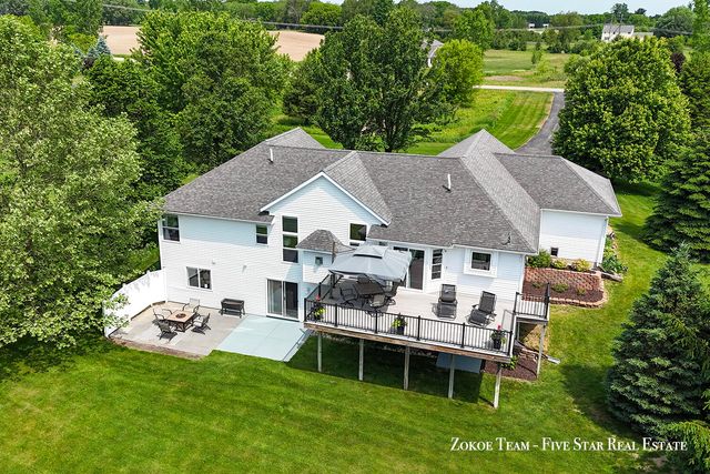 2130 Canterbury Lane, Marne, MI 49435