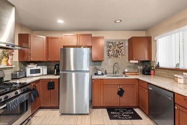 35529 Seville Street, Clinton Twp, MI 48035