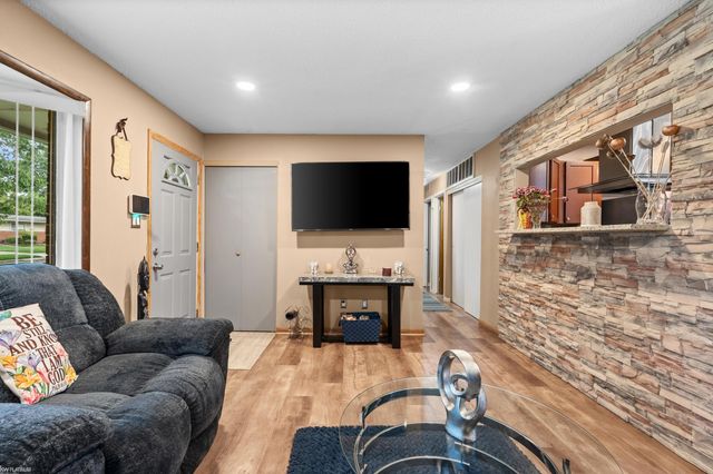 35529 Seville Street, Clinton Twp, MI 48035