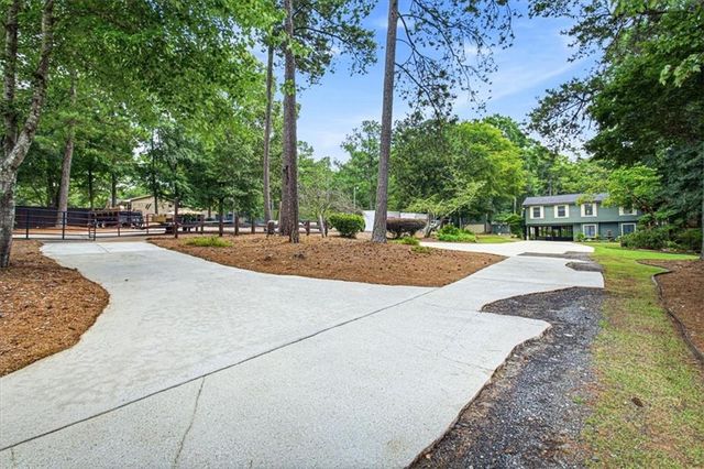 235 Roberts Road, Covington, GA 30016