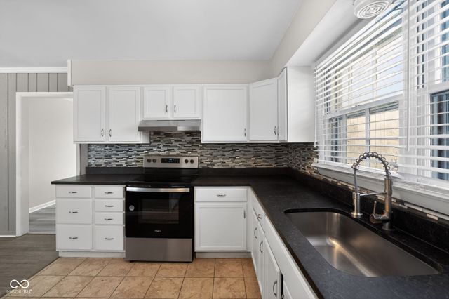 5148 Alameda Road, Indianapolis, IN 46228