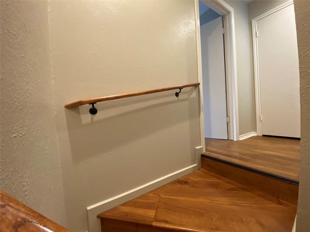 6 One Main Place, Benbrook, TX 76126