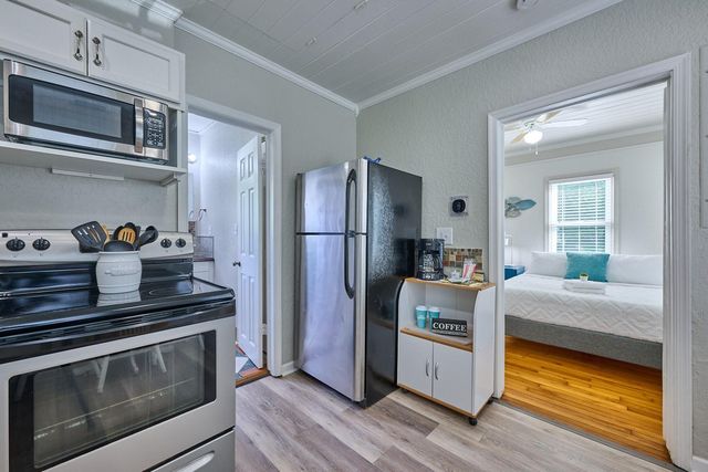 212 N L St, Lake Worth Beach, FL 33460