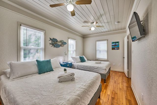 212 N L St, Lake Worth Beach, FL 33460