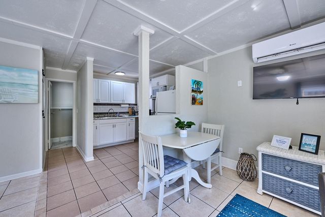 212 N L St, Lake Worth Beach, FL 33460