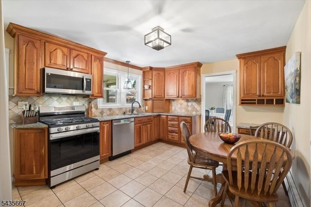 336 Vanderveer Rd, Bridgewater Twp., NJ 08807