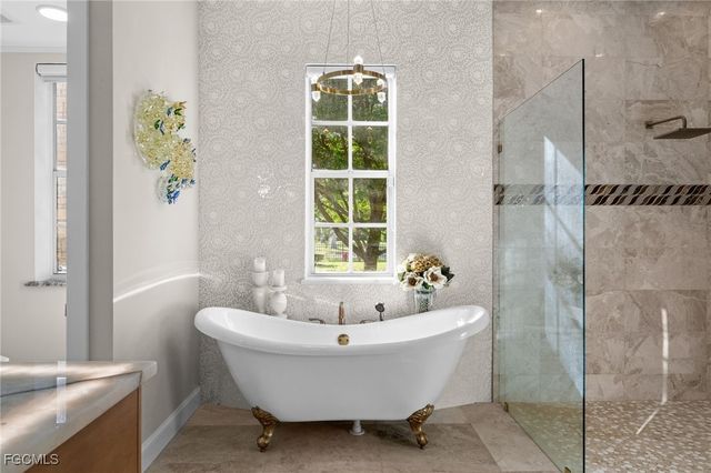 9250 The LN, Naples, FL 34109