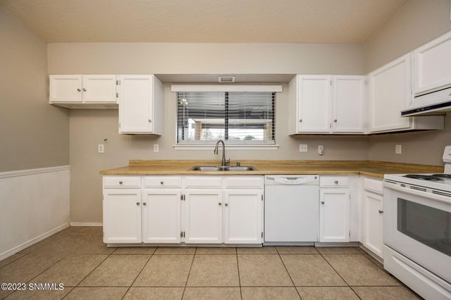 1290 N Willow Street, Las Cruces, NM 88001