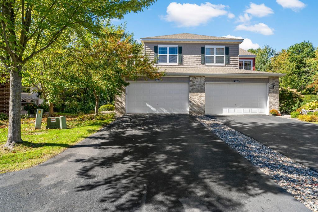 18043 Kindred Court, Lakeville, MN 55044 — exterior