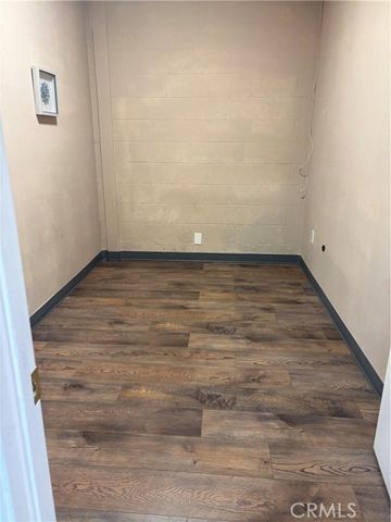 2100 E Foothill, Pasadena, CA 91107