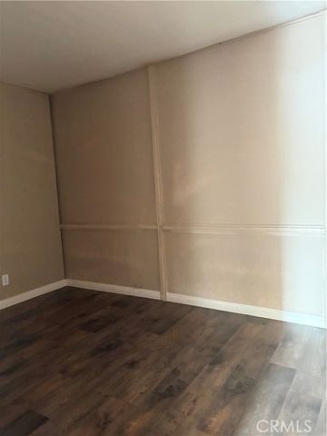 2100 E Foothill, Pasadena, CA 91107