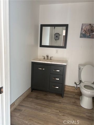 2100 E Foothill, Pasadena, CA 91107