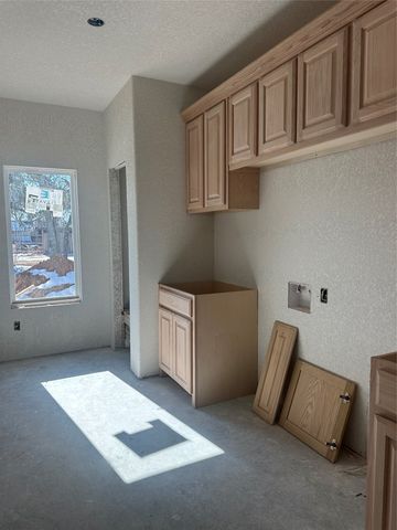 518 Strong Street, Bowie, TX 76230