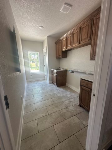 518 Strong Street, Bowie, TX 76230