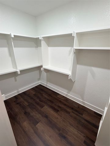 518 Strong Street, Bowie, TX 76230