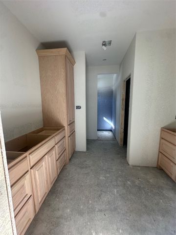 518 Strong Street, Bowie, TX 76230