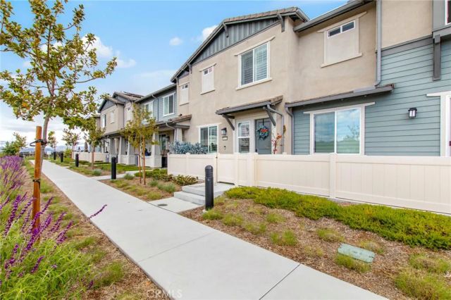 39435 Corvina Lane, Temecula, CA 92591