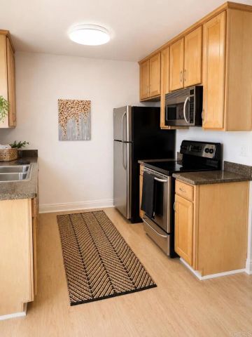 1045 Peach Avenue 28, El Cajon, CA 92021