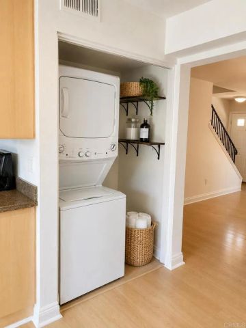 1045 Peach Avenue 28, El Cajon, CA 92021