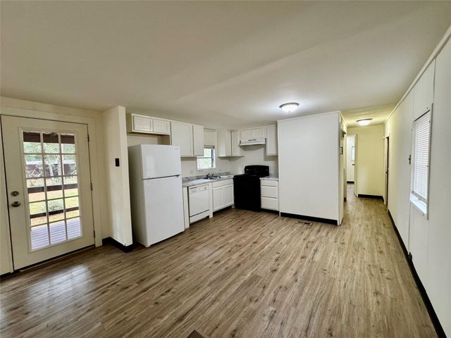 28 Heron Lane, Trinity, TX 75862