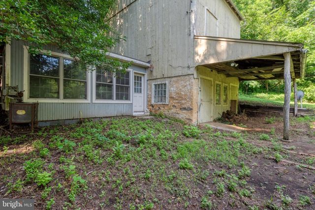 1592 WHITE OAK RD, Strasburg, PA 17579