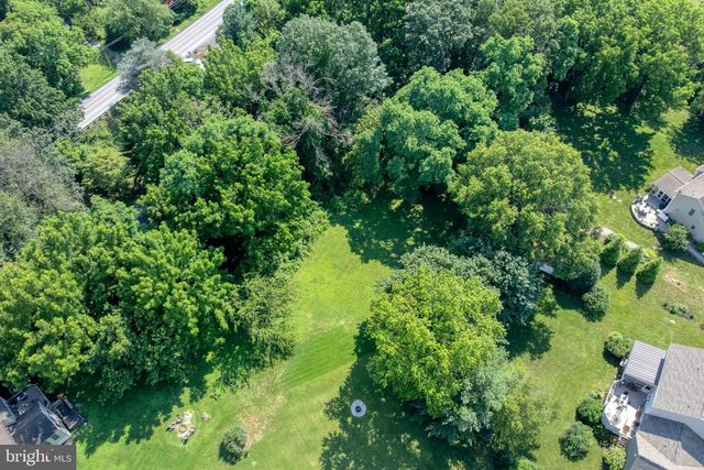 1592 WHITE OAK RD, Strasburg, PA 17579