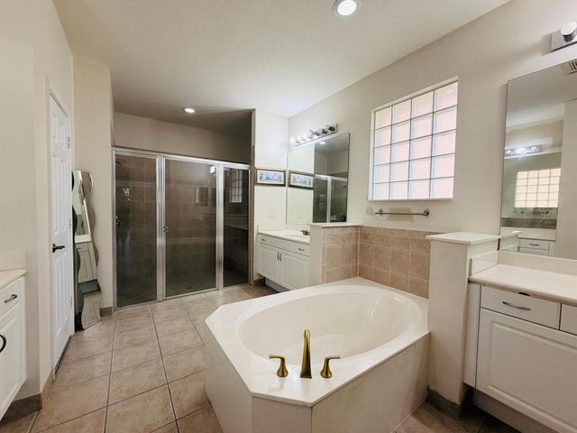 6573 Traveler Road, West Palm Beach, FL 33411