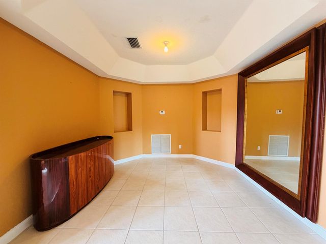 6573 Traveler Road, West Palm Beach, FL 33411