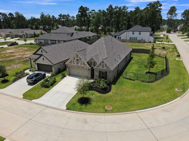 348 Rockrose Path, Willis, TX 77318