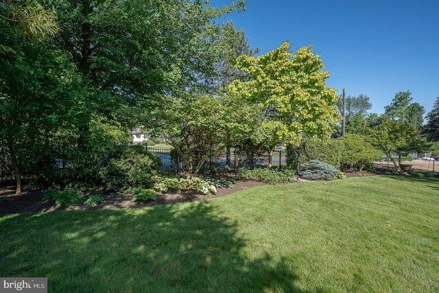 101 E BROOKHAVEN RD, Wallingford, PA 19086