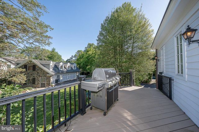 101 E BROOKHAVEN RD, Wallingford, PA 19086