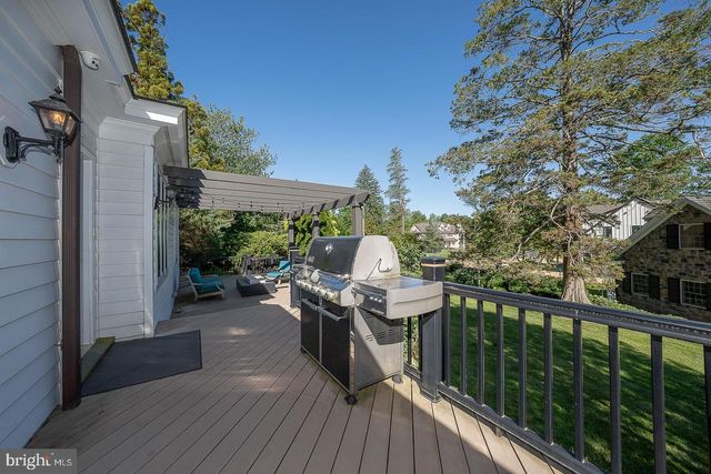 101 E BROOKHAVEN RD, Wallingford, PA 19086