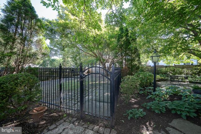 101 E BROOKHAVEN RD, Wallingford, PA 19086
