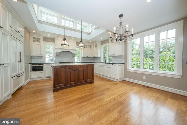 101 E BROOKHAVEN RD, Wallingford, PA 19086