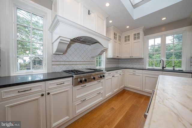 101 E BROOKHAVEN RD, Wallingford, PA 19086
