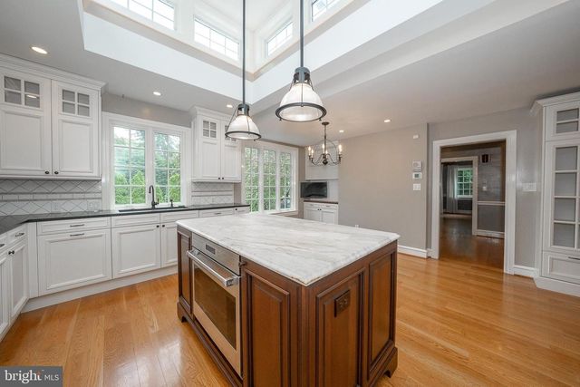 101 E BROOKHAVEN RD, Wallingford, PA 19086