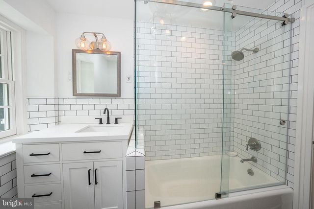 101 E BROOKHAVEN RD, Wallingford, PA 19086