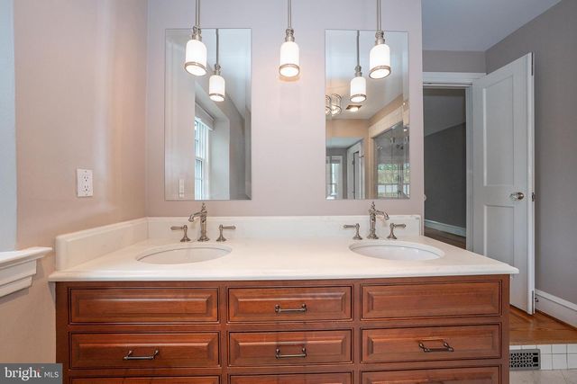 101 E BROOKHAVEN RD, Wallingford, PA 19086