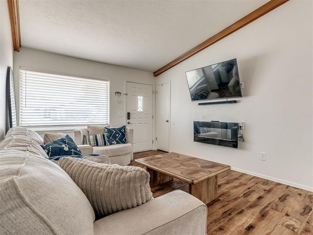 1333 NW 104th Terrace, Oklahoma City, OK 73114
