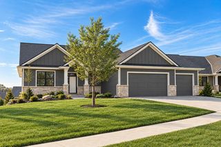 2688 Bentley Drive SW, Rochester, MN 55902