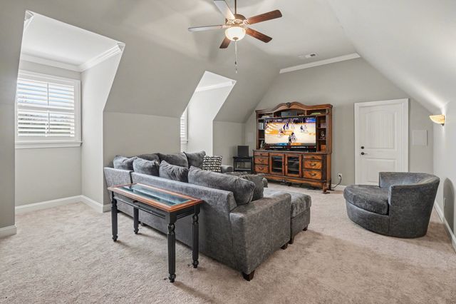 5094 Moss Rd, Nashville, TN 37221