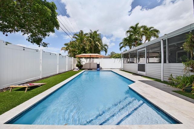 729 NW 29th Court, Wilton Manors, FL 33311