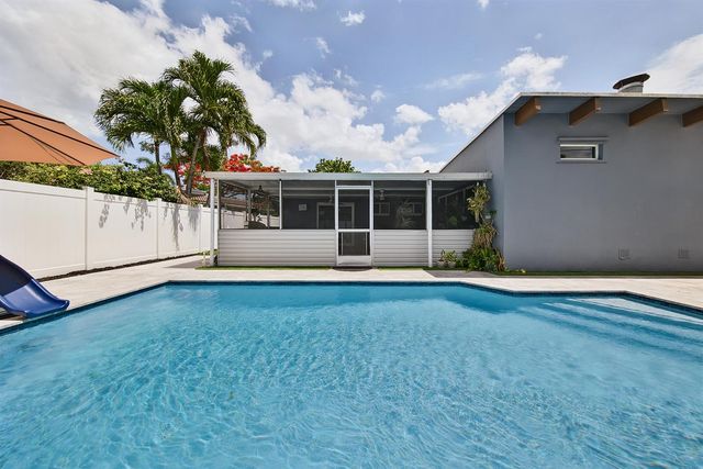 729 NW 29th Court, Wilton Manors, FL 33311
