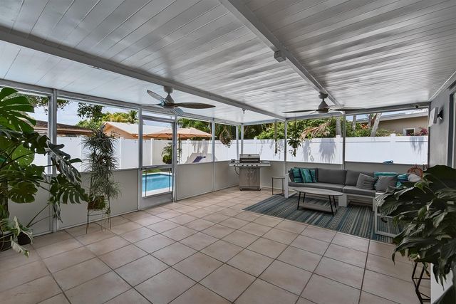 729 NW 29th Court, Wilton Manors, FL 33311