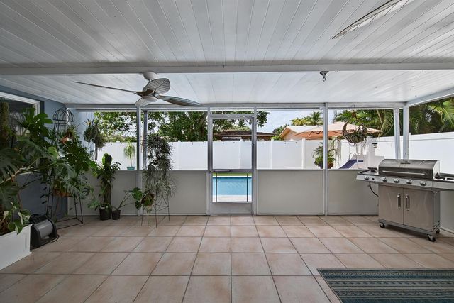 729 NW 29th Court, Wilton Manors, FL 33311