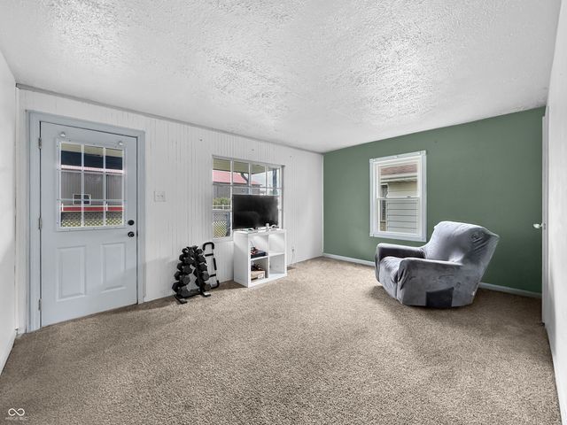 887 S Auburn Street, Indianapolis, IN 46241