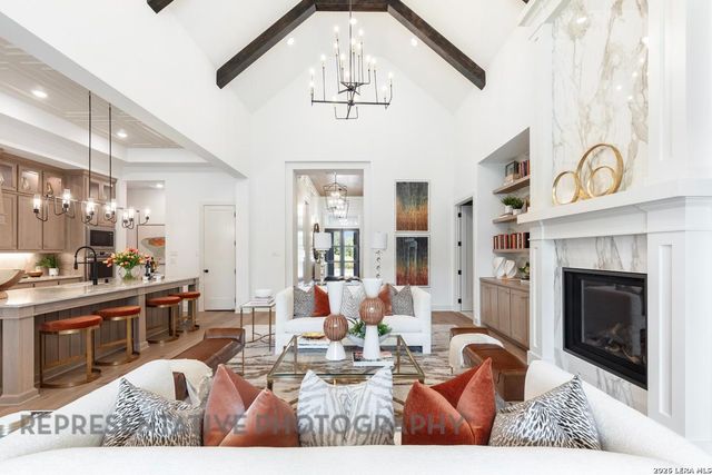 306 Dulce Vista, Boerne, TX 78006