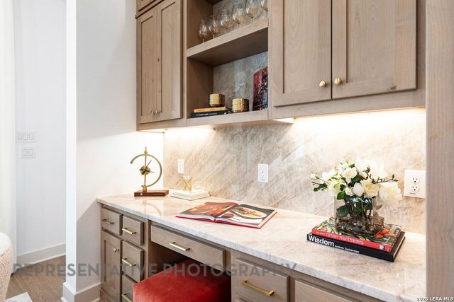 306 Dulce Vista, Boerne, TX 78006