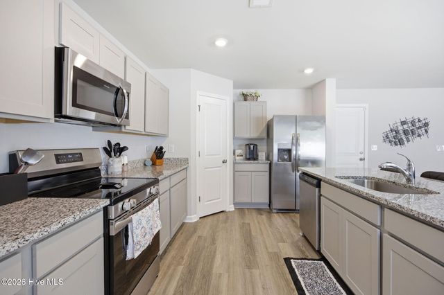 6914 Seaside Palms Place SW, Sunset Beach, NC 28468