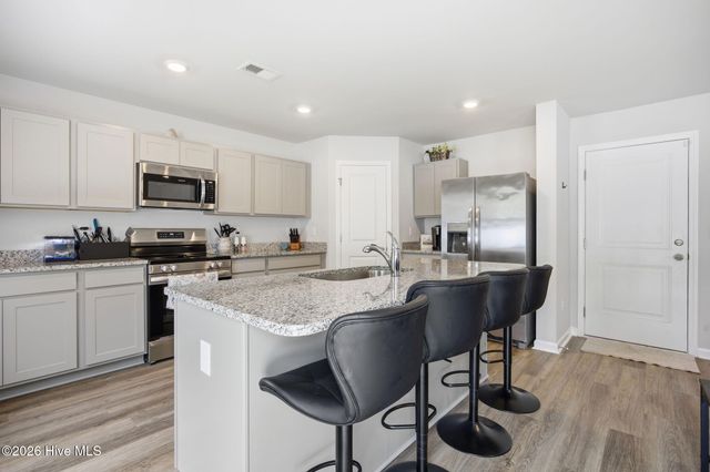 6914 Seaside Palms Place SW, Sunset Beach, NC 28468